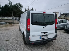 Opel vivaro - 10