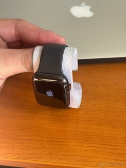 Apple Watch 5 44mm Stainless Steel - 10