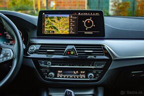 BMW Rad 5 Touring 530d Steptronic 210KW - 10