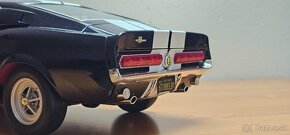 FORD MUSTANG 1:8 Deagostini - 10