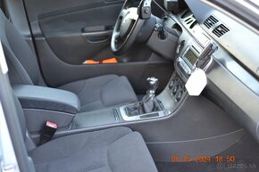 VW Passat B6 2.0 TDi kombi doprovodne - 10