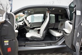 BMW i3 S 125Ah 42,2 kWh 184_koní Kupene_v_SR 2021 - 10