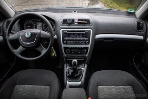 Octavia Combi 2.0 TDI CR, Vyhrievané sedadlá, poctivé km - 10