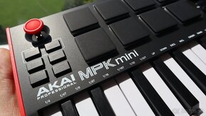 AKAI Professional MPK Mini MK3 - 10