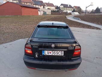 Škoda Octavia 1.8T 92kw Sedan - 10