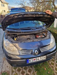 Renault Scenic 1,9 DCi - 10