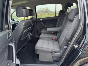 Volkswagen Touran 2.0 TDI Comfortline DSG - 10