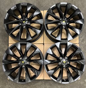 Nepoužité hliníkové disky 5x112 R19 Škoda Crystal - 10