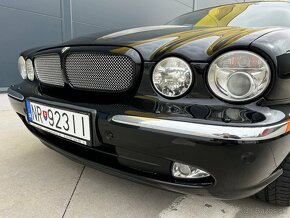 JAGUAR XJR 291 kW - mozna vymena za cabrio - 10