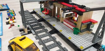 LEGO 60050 Vlak TRAIN station - 10