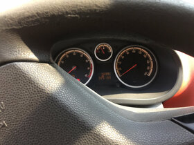 Predám Opel Corsa 1.2 benzín - 10
