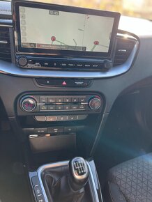 Kia Ceed 1.5 T-GDi 2021 118kw - 10