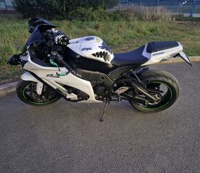 Kawasaki ninja zx-10r ABS , 147kw , 2014 rok - 8000€ - 10