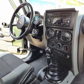 JEEP WRANGLER SPORT UNLIMITED 2,8 CRD - 10