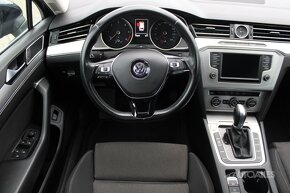 Volkswagen Passat Variant 2,0 TDi DSG 110 kW COMFORTLINE - 10