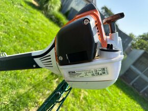 Krovinorez STIHL FS411C - 10