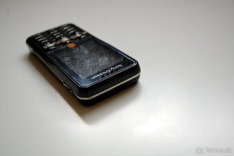 Sony Ericsson G502 - 10