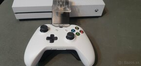 Xbox One S - 10