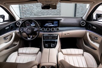 Mercedes-Benz E 350d AIRMATIC - 10