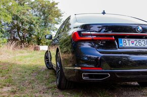 BMW rad 7 730d A/T Predané POZRI INE INZERATY - 10