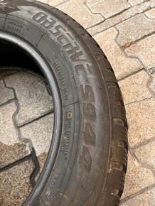 215/65R17 Toyo zimne - 10