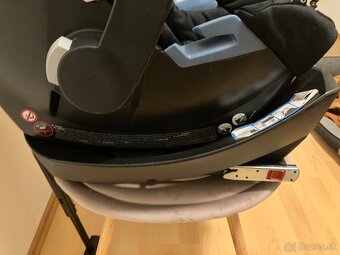 Cybex Aton + ISOFIX zaklad - 10