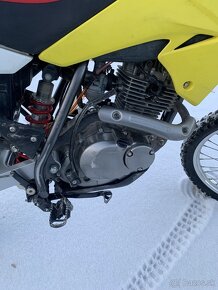 SUZUKI DRZ 125 - 10