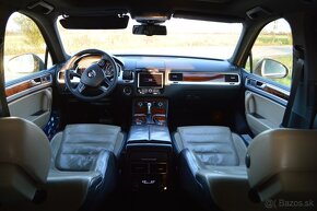 Volkswagen Touareg 3.0 176kw CASA - 10