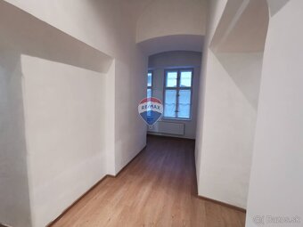 Zrekonštruované obchodné priestory, 81m2, Hlavná ul., Košice - 10