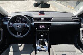 Škoda Superb 2.0 TDI 110KW Ambition - 10