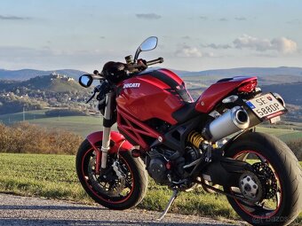 Ducati Monster 1100 - 10