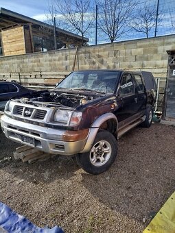 Predám Nissan Navara D22 - 10