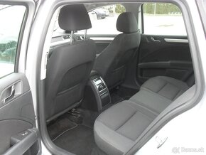 Škoda Superb Combi 1.6 TDI CR DPF Elegance rv.2015 - 10