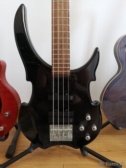 Warwick Vampyre basgitara-ZNIZENA CENA - 10