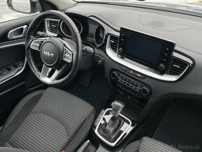 Kia Cee'd SW Gold 1.5 T-GDi A/T, r.v.: 2021 - 10