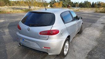 ALFA ROMEO 147 1.6 TS, benzín, 77 kW, nová TK a EK do 2026. - 10