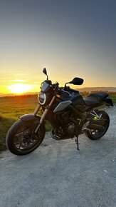 Honda CB650R Neo Sports Café - 10