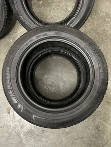 Letné pneumatiky 215/60/17 Michelin - 10