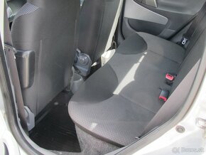 Toyota Aygo 1.0 - 10