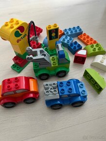 Veľká krabica kociek Lego Duplo z troch sád. Spolu 220 ks. - 10