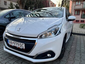 Peugeot 208 2018 1,6 diesel - 10