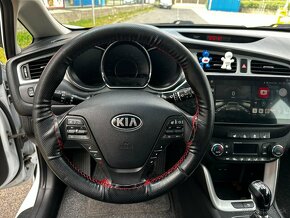 KIA Ceed 1.6 CRDi - 10