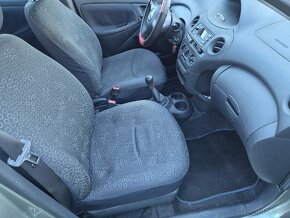 Toyota yaris 1.0 vvti 2004 - 10