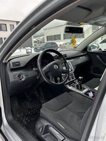 Volkswagen passat b6 2.0 TDi - 10