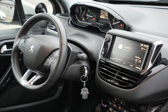 Peugeot 2008 1.2 PureTech, benzín, r.v. 2019, v Záruke - 10