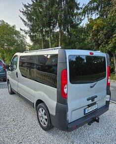 Opel Vivaro Passenger 2.0 84KW 9 miest klíma ťažné - 10