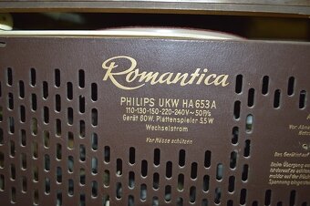 predam krasne starozitne gramoradio PHILIPS - 10