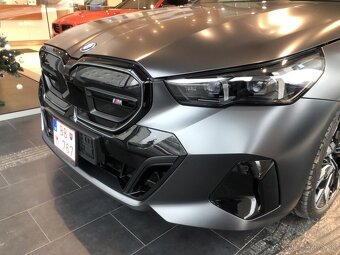 BMW i5 M60 - 10