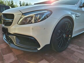 Mercedes-benz c63 s amg - 10