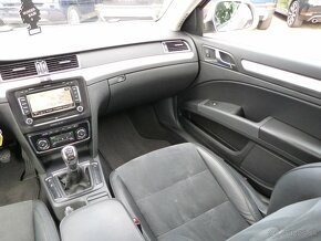 Škoda Superb Combi 2.0 TDI CR 4x4 170k Elegance - 10